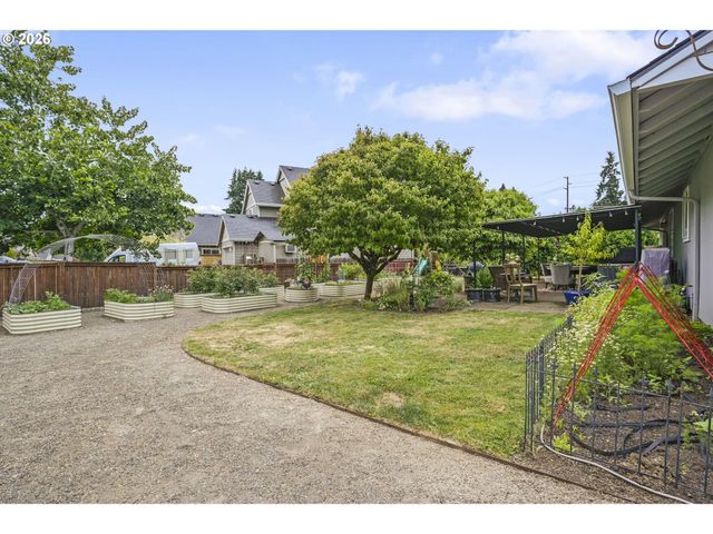 16934 Se FRAGRANCE Ave, Milwaukie, OR 97267