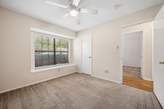 2612 Fountainview Drive, Corinth, TX 76210