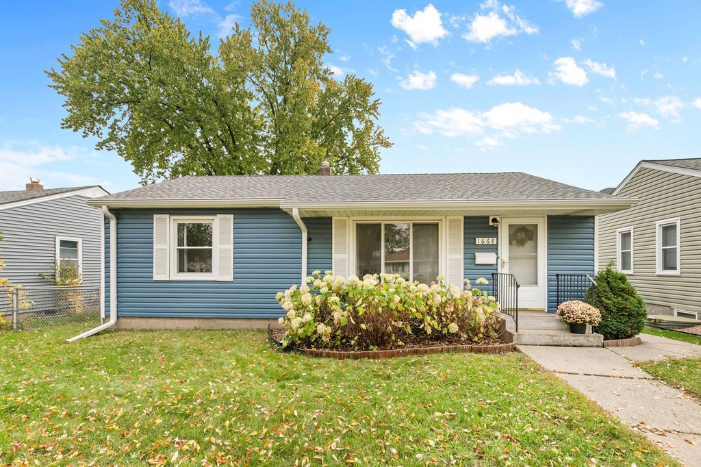 1668 Idaho Avenue E, Saint Paul, MN 55106 — exterior
