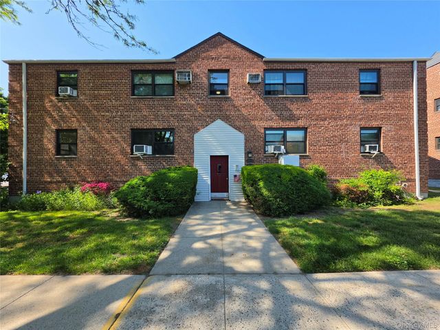 155-19 81st Street 46, Howard Beach, NY 11414