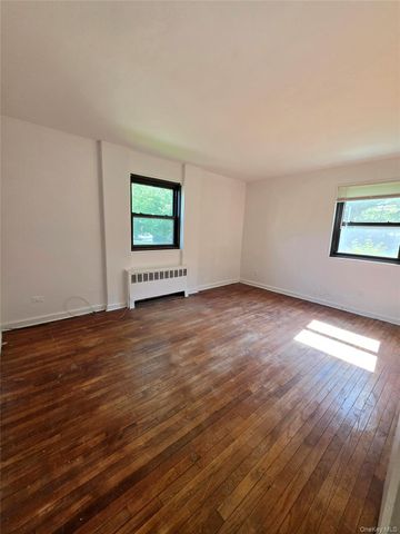 155-19 81st Street 46, Howard Beach, NY 11414