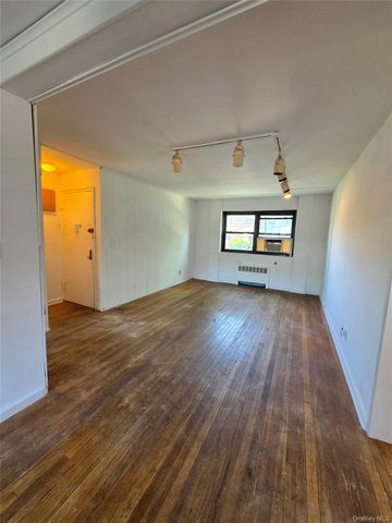 155-19 81st Street 46, Howard Beach, NY 11414