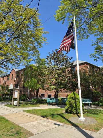 155-19 81st Street 46, Howard Beach, NY 11414