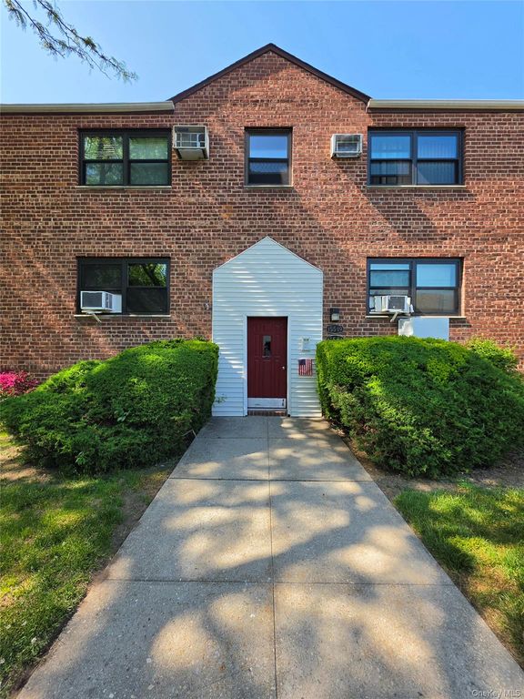 155-19 81st Street 46, Howard Beach, NY 11414