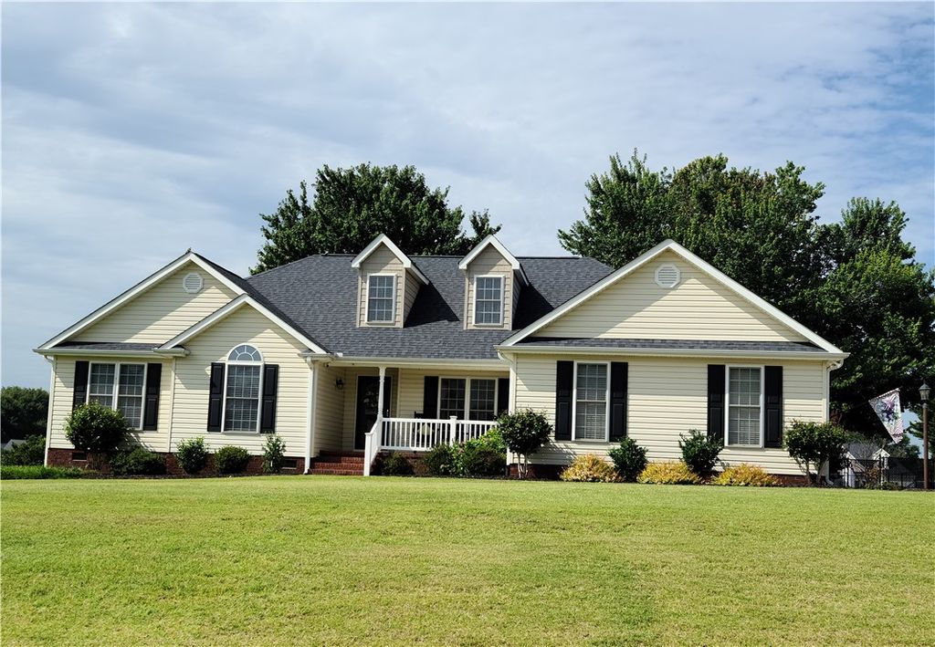 108 Sweet Springs, Anderson, SC 29625