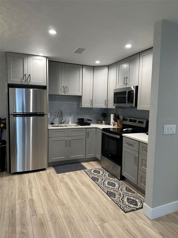 1840 3RD AVENUE E, BRADENTON, FL 34208 — photo 4