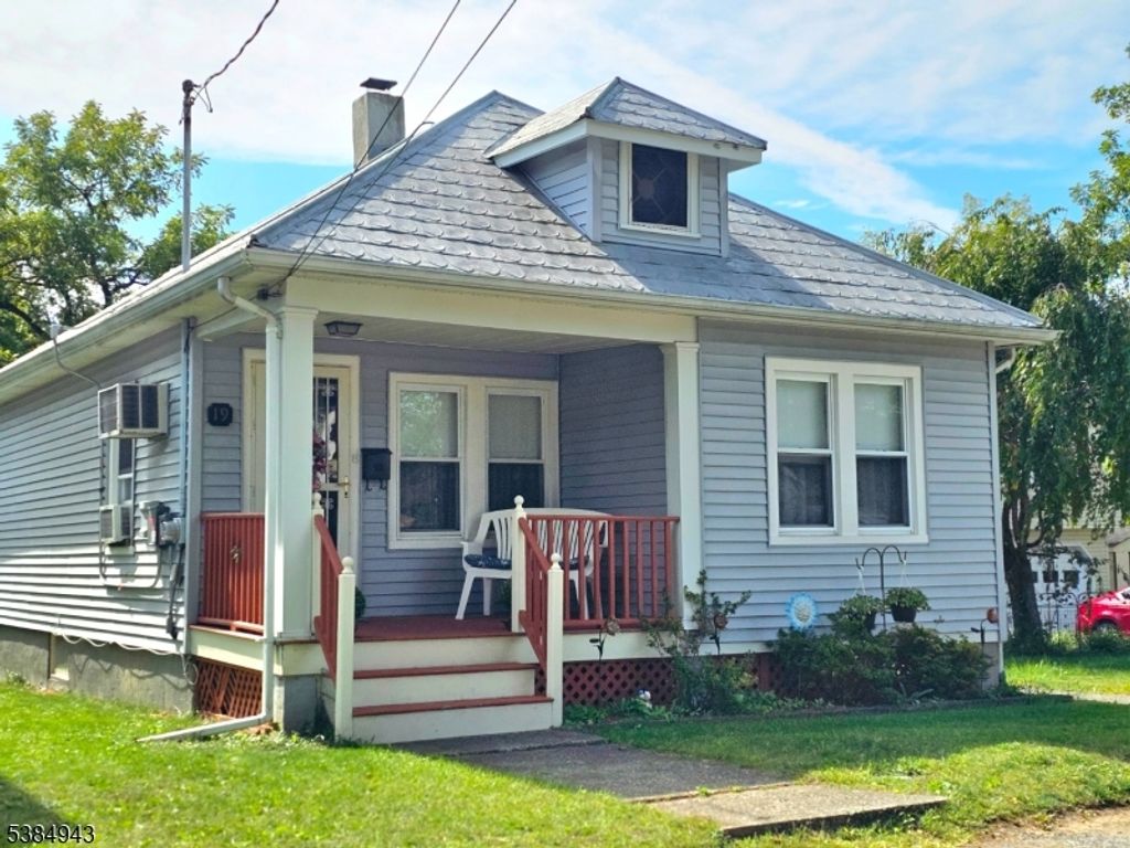 19 Marble St, Washington Boro, NJ 07882