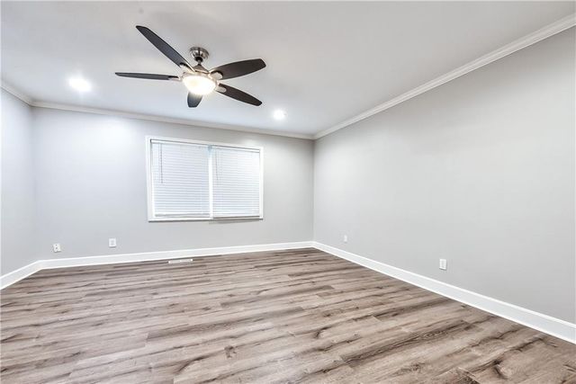 16402 Riggs Road, Stilwell, KS 66085