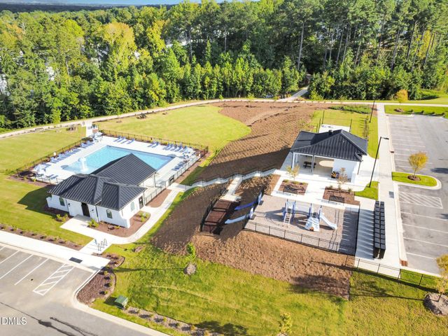 208 White Oak Gdn Way, Garner, NC 27529