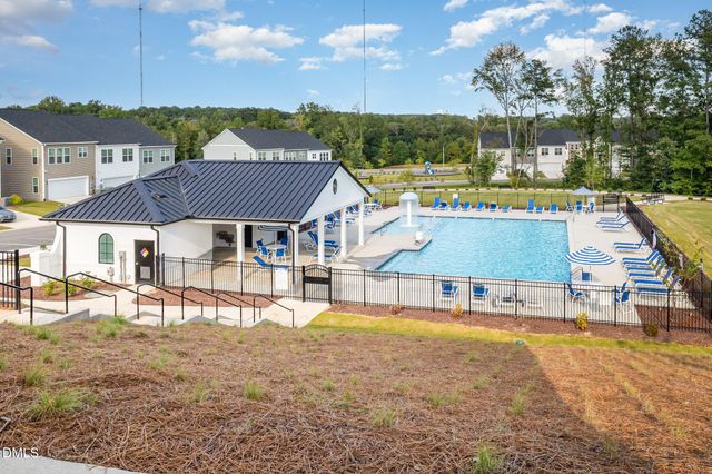 208 White Oak Gdn Way, Garner, NC 27529