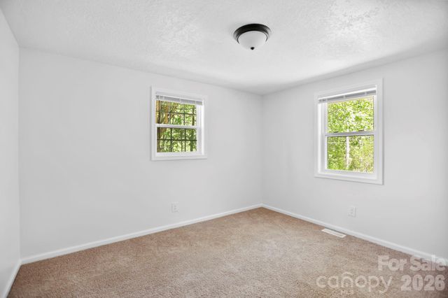 1007 N Fork Road, Barnardsville, NC 28709
