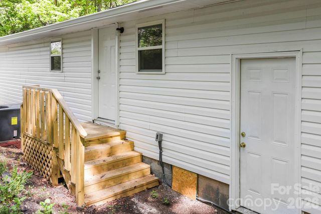 1007 N Fork Road, Barnardsville, NC 28709
