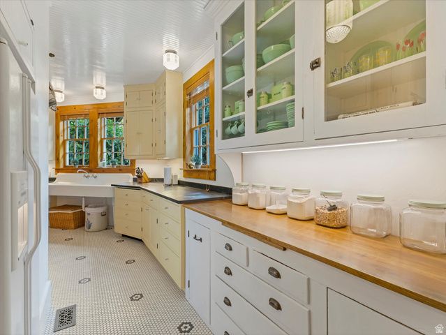 252 N 400 E, Centerville, UT 84014