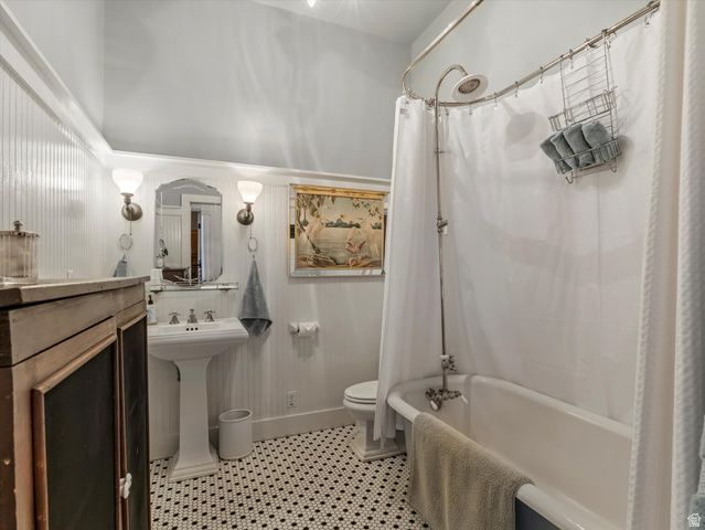 252 N 400 E, Centerville, UT 84014