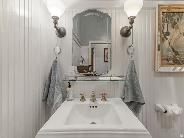 252 N 400 E, Centerville, UT 84014