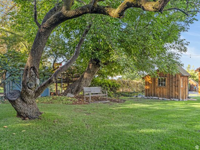 252 N 400 E, Centerville, UT 84014