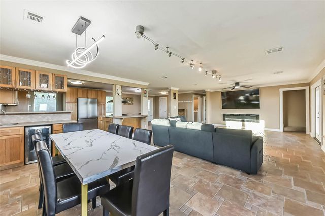 8224 Fm 2354 Road, Beach City, TX 77523