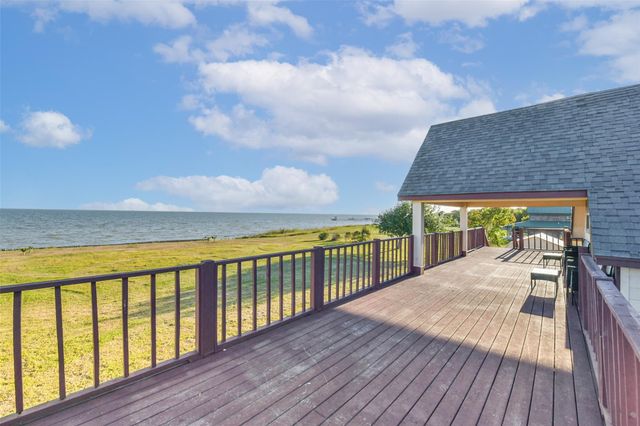 8224 Fm 2354 Road, Beach City, TX 77523