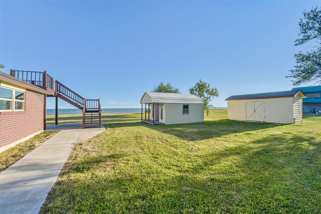 8224 Fm 2354 Road, Beach City, TX 77523