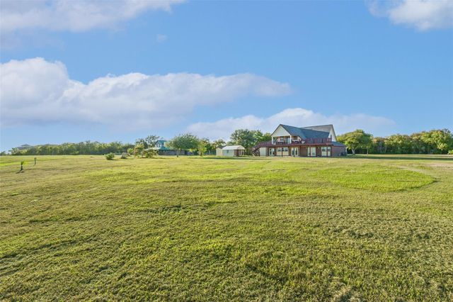 8224 Fm 2354 Road, Beach City, TX 77523