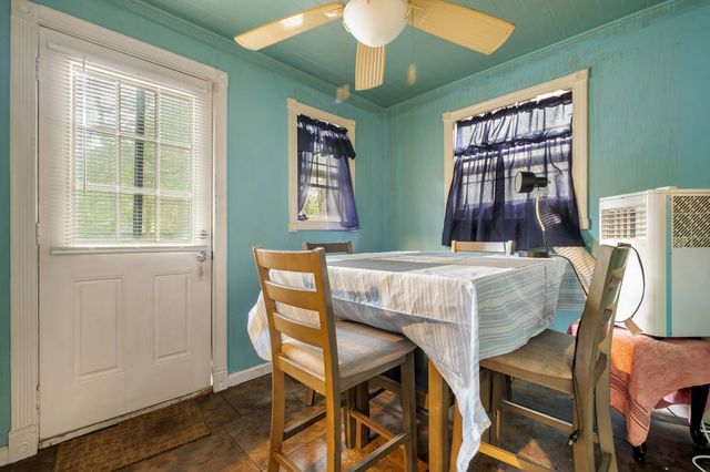 1545 Sparrow Road, Tallahassee, FL 32305