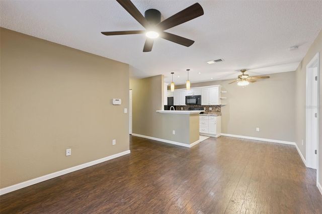2532 GRASSY POINT DR 100, Lake Mary, FL 32746