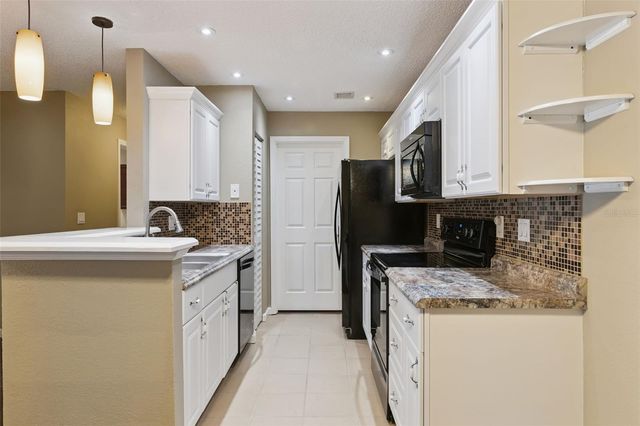 2532 GRASSY POINT DR 100, Lake Mary, FL 32746