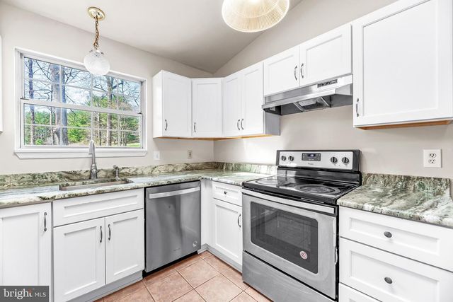 3604 COX CT, Huntingtown, MD 20639