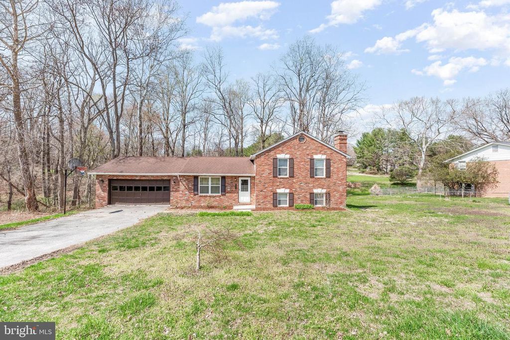 3604 COX CT, Huntingtown, MD 20639
