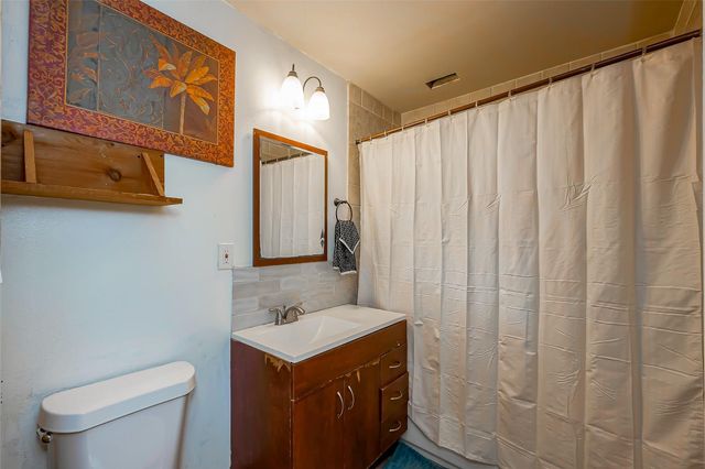 6009 Crane Street, Houston, TX 77026