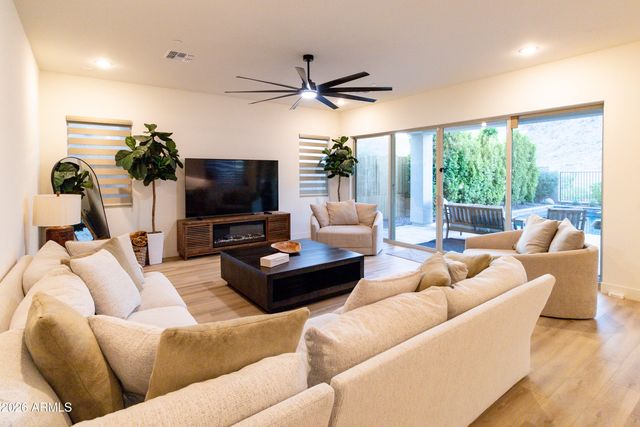 21396 W MEADOWBROOK Avenue, Buckeye, AZ 85396