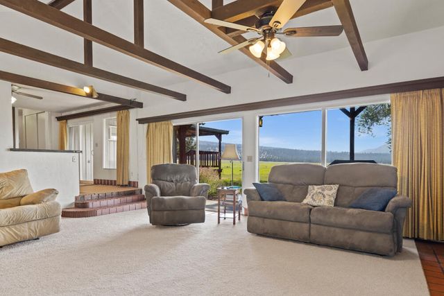 11409 Harpold Road, Klamath Falls, OR 97603
