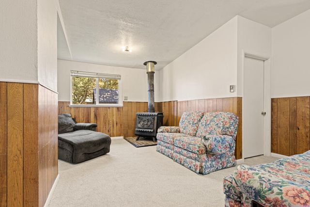 11409 Harpold Road, Klamath Falls, OR 97603
