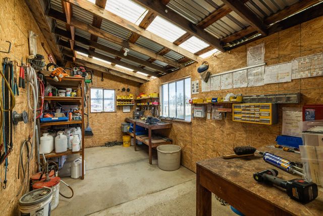 11409 Harpold Road, Klamath Falls, OR 97603