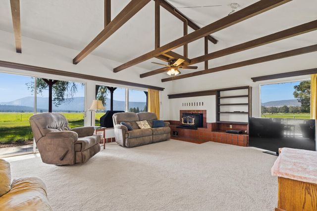11409 Harpold Road, Klamath Falls, OR 97603