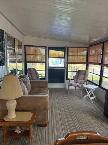 7441 FAIRLANE AVENUE, Brooksville, FL 34613