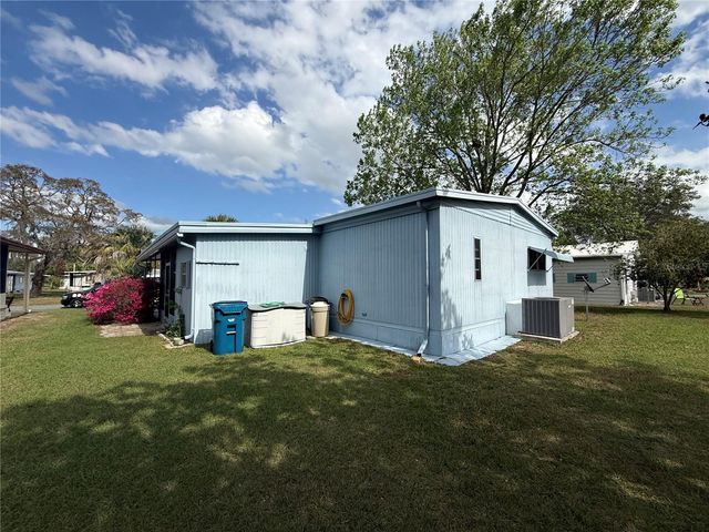 7441 FAIRLANE AVENUE, Brooksville, FL 34613