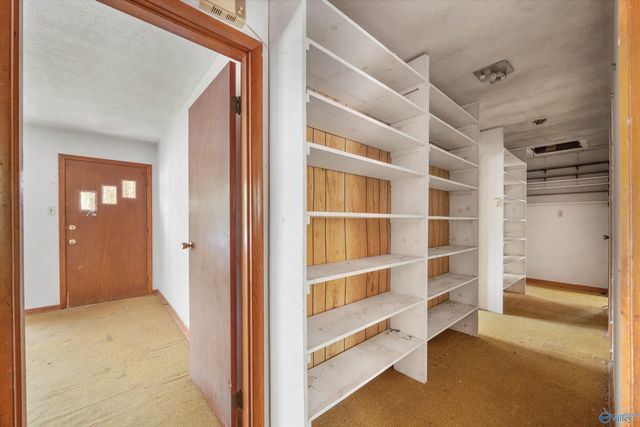 400 Fussy Hill Road, New Market, AL 35761