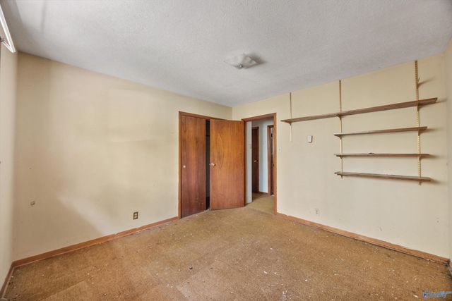 400 Fussy Hill Road, New Market, AL 35761