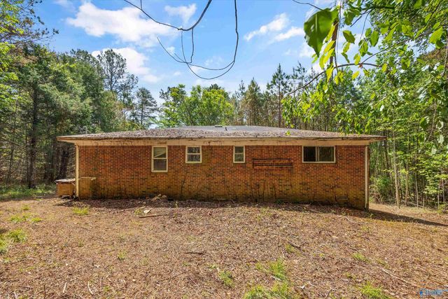 400 Fussy Hill Road, New Market, AL 35761