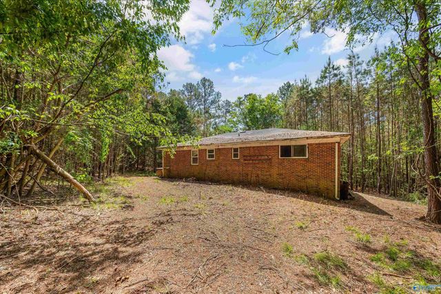 400 Fussy Hill Road, New Market, AL 35761