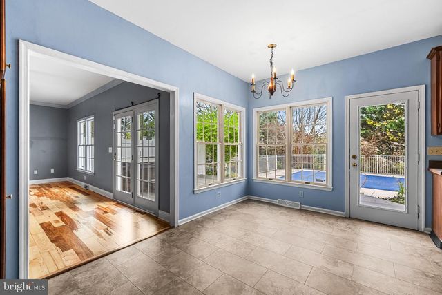 360 DEW DROP RD, York, PA 17402
