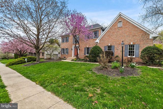 360 DEW DROP RD, York, PA 17402