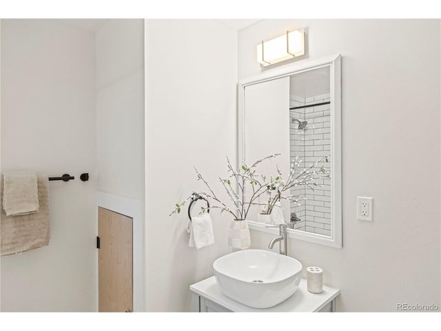 3904 Wolff St, Denver, CO 80212