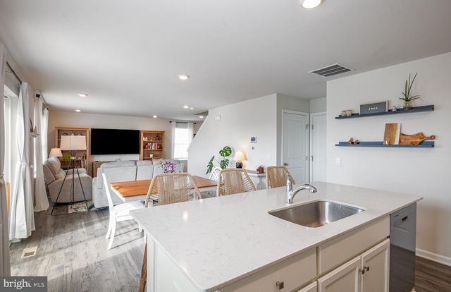 20 SKYTOP CT, Bernville, PA 19506
