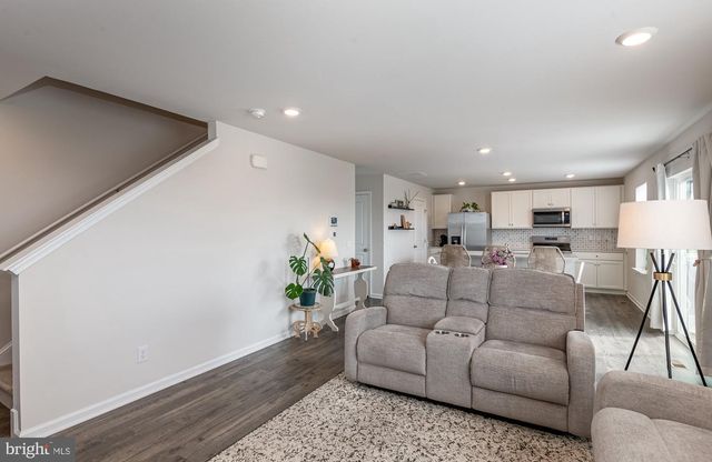 20 SKYTOP CT, Bernville, PA 19506