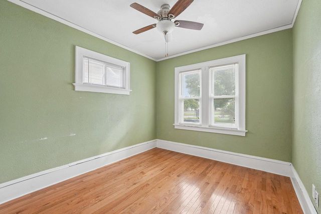 2113 S 59th STREET, West Allis, WI 53219