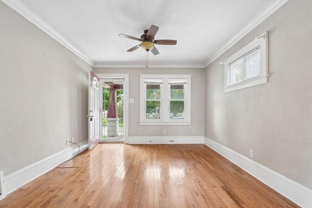 2113 S 59th STREET, West Allis, WI 53219