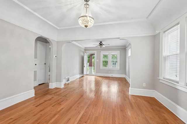 2113 S 59th STREET, West Allis, WI 53219