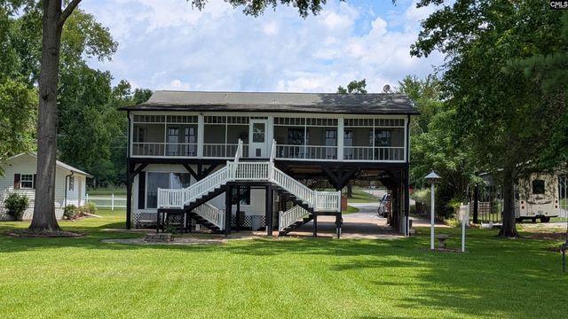 2364 Lakeside Drive, Liberty Hill, SC 29074